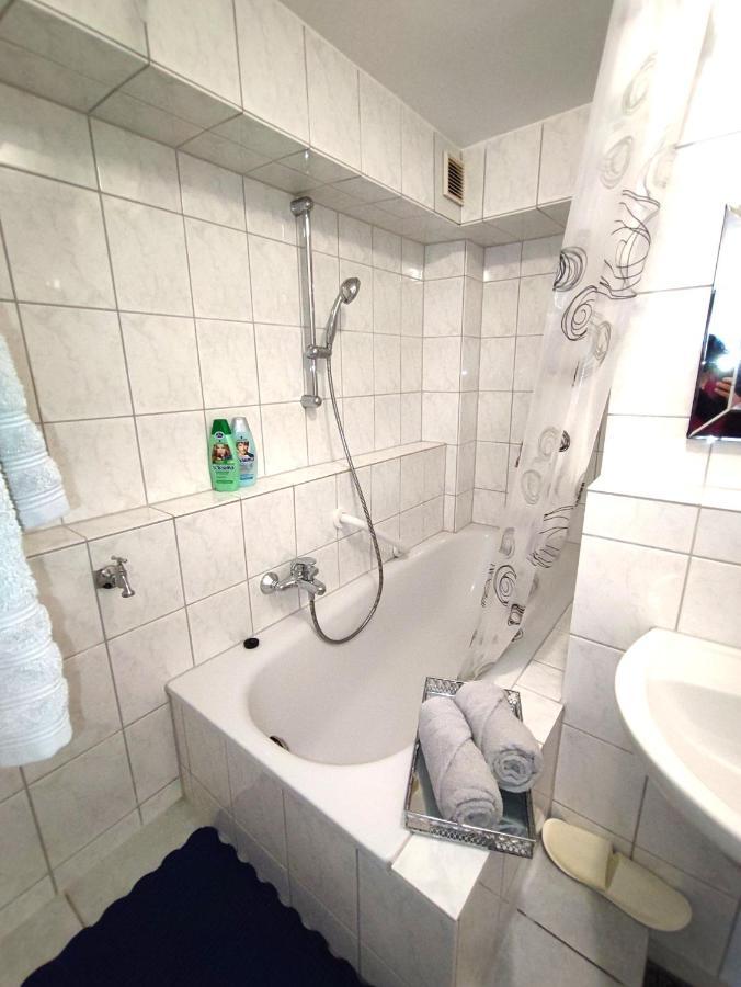 Klein Aber Fein 2 Apartment Düren - Eifel Екстериор снимка